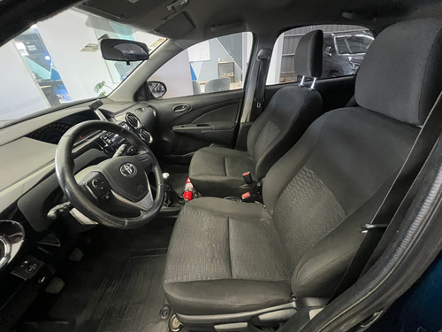 Toyota Etios 1.5 Xls 2015