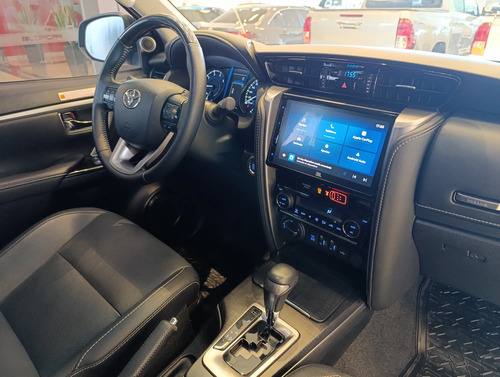 Toyota SW4 2.8 Srx 204Cv 4X4 7As At 2024