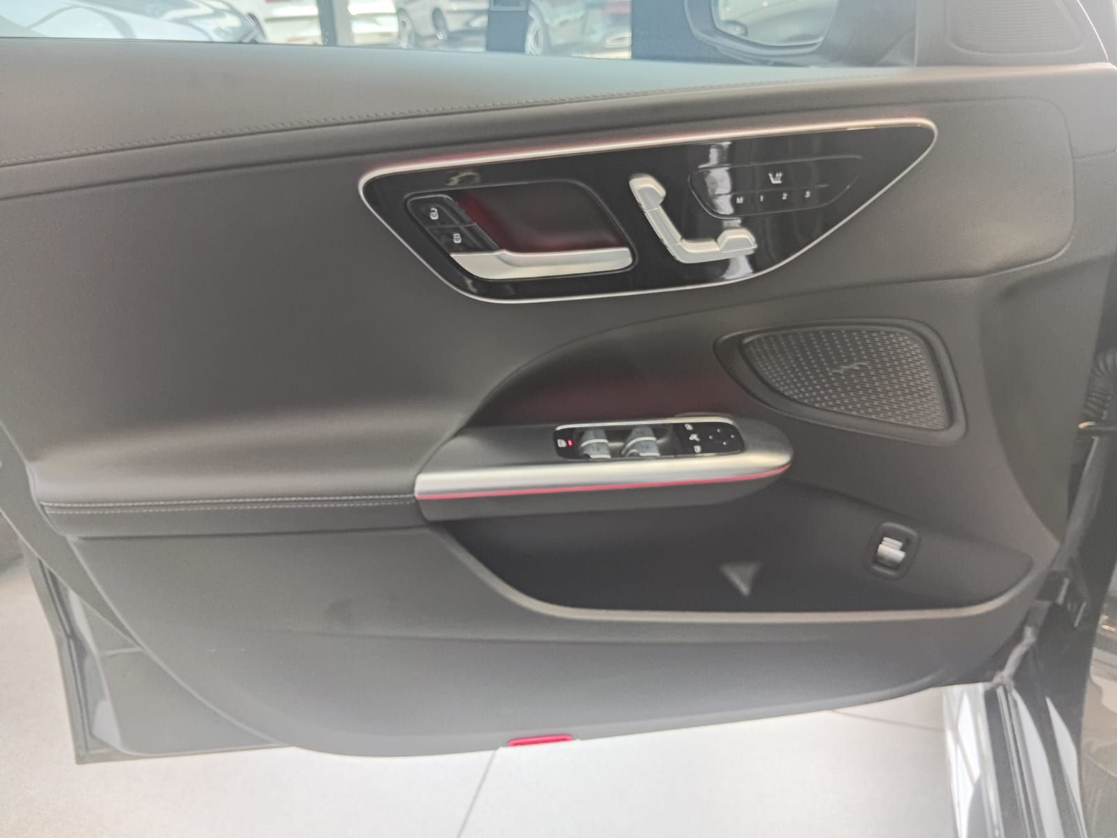 Mercedes-Benz C300 2.0 AMG line Sedan 258Cv 2025