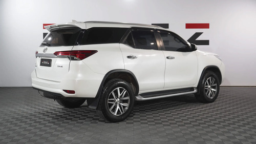 Toyota SW4 4X4 SRX 2.8 TDI 6 A/T 7A 2018