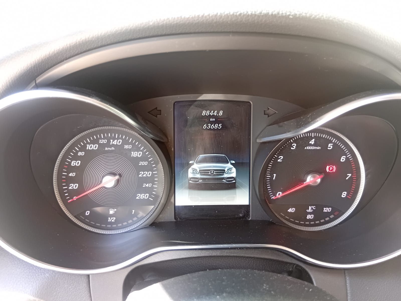 Mercedes-Benz C250 2.0 Avantgarde 211cv At 2016