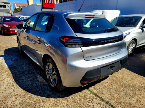 Peugeot 208 1.6 Allure At 2025