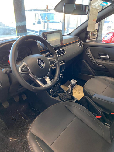 Renault Duster Oroch OUTSIDER 1.3 2026