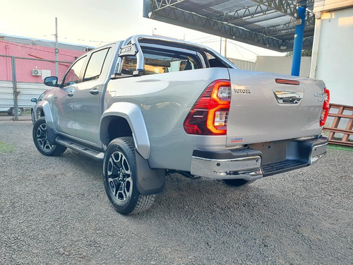 Toyota Hilux 2.8 Cd Srx 177cv 4x2 At 2025