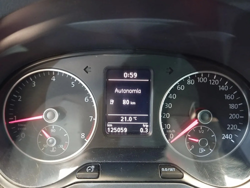 Volkswagen Suran 1.6 Highline L/15 2015