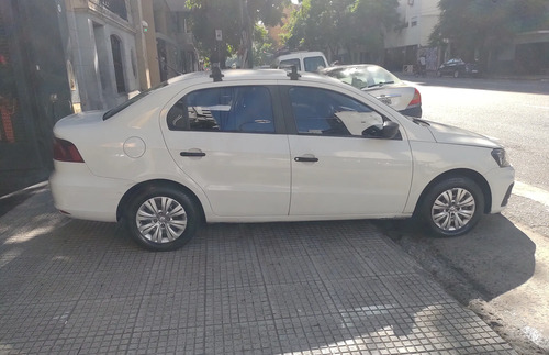 Volkswagen Voyage 1.6 TRENDLINE L17 2018