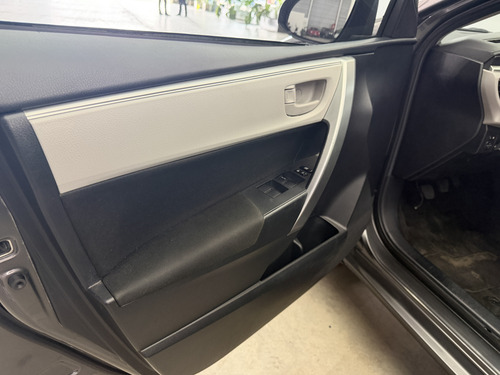 Toyota Corolla 1.8 Xli Mt 140cv 2015