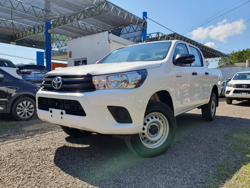 Toyota Hilux Dx 4x2 MT 2026