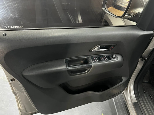 Volkswagen Amarok 2.0 TD 180HP 4X2 DC HIGHLINE AT L17 2018