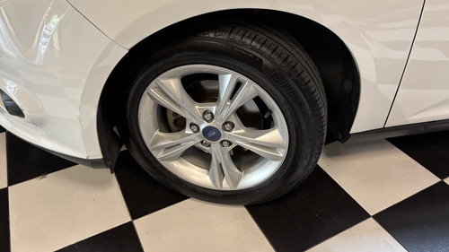 Ford Focus III 1.6 S 2015