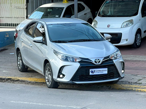 Toyota Yaris 1.5 107cv Xls Cvt Sedan 2022