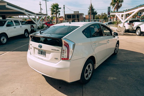 Toyota Prius 1.8 Cvt L12 2013