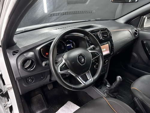 Renault Stepway 1.6 INTENS L19 2023