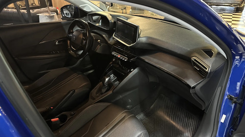 Peugeot 208 1.6 Allure Tiptronic 2022