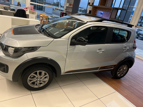 Fiat Mobi 1.0 Trekking 2025