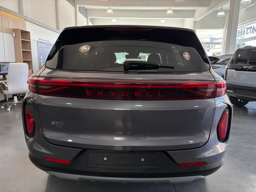 BAIC X55 Skywell Et5 5p Luxury At 4x2 2026