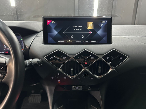 DS AUTOMOBILES DS3 1.2 T CROSSBACK RIVOLI PURETECH AT8 2022