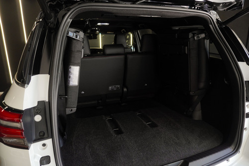 Toyota Hilux SW4 2.8 Tdi Gr-s 4x4 7as 6at 2025