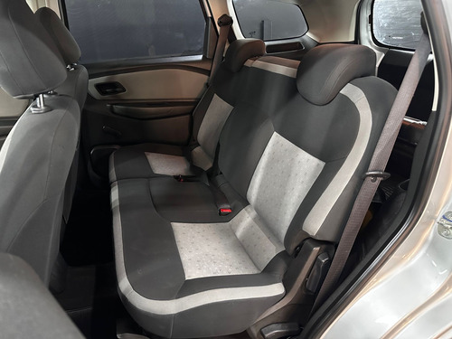 Chevrolet Spin 1.8 LT 5AS L12 2016