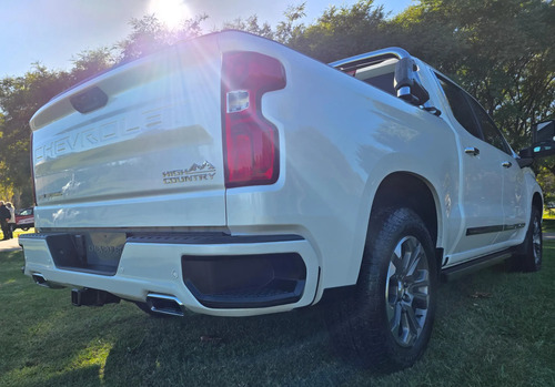 Chevrolet Silverado 5.3 V8 High Country 2025