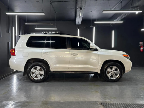 Toyota Land Cruiser 4.5 D4-D 200 VX AT 2013