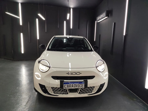 Fiat 600 1.2 HYBRID EDCT 2025