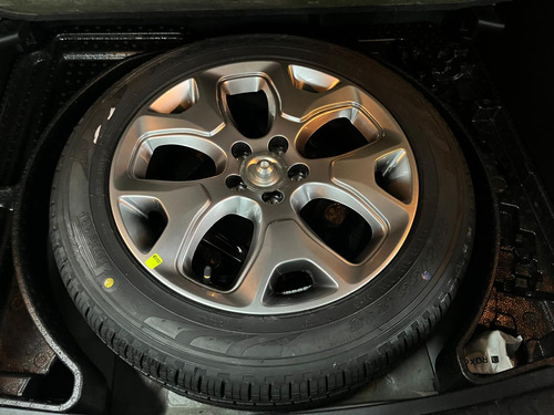 Jeep Compass 2.4 LONGITUDE AT6 4X2 L18 2021