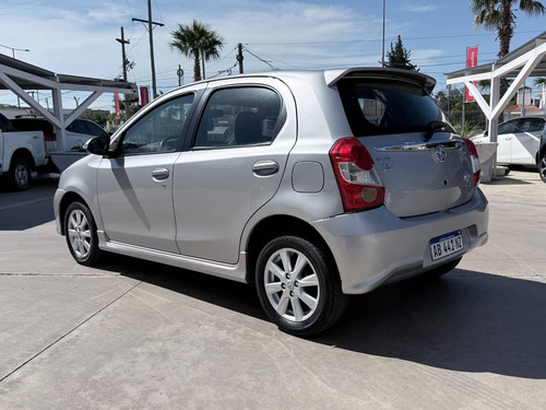 Toyota Etios 1.5 5p Xls 4at 2017 2017