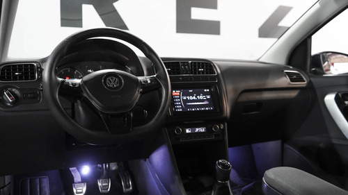 Volkswagen Polo 1.6 Comfortline 2016