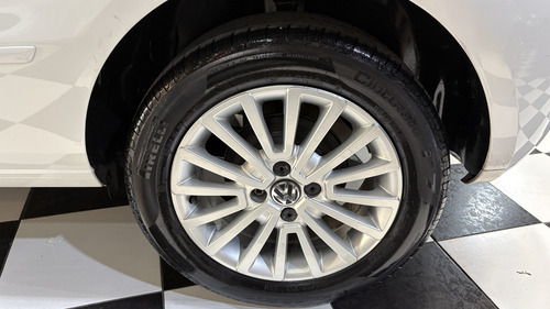 Volkswagen Gol Trend 1.6 Trendline 101cv 3p 2015