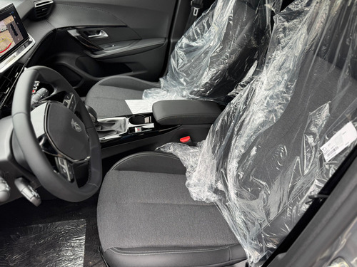 Peugeot 2008 1.0T Allure 2025