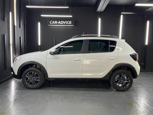 Renault Stepway 1.6 INTENS CVT L25 2025