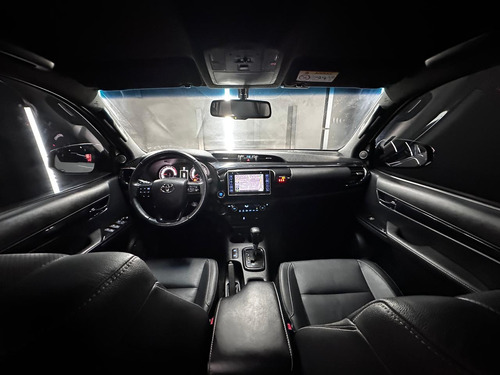 Toyota Hilux 2.8 TDI 4X2 DC SRX AT6 L16 2019