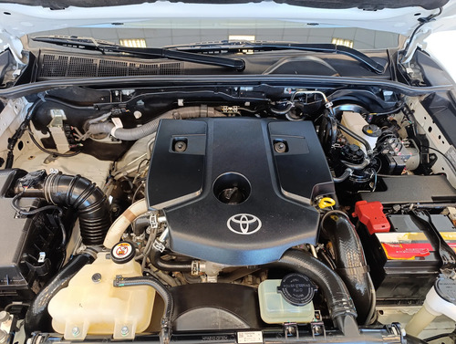 Toyota Hilux Pick-Up 2.8 Cd Srx 177cv 4x4 2019