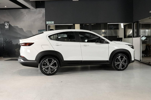 Fiat FASTBACK 1.3 T270 At6 2025