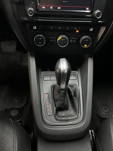 Volkswagen Vento 1.4 TSI BM TECH COMFORTLINE L16 2018