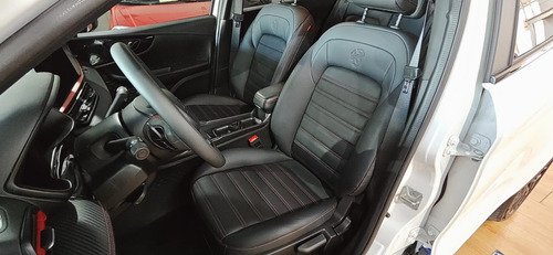 Fiat FASTBACK 1.3 Abarth T270 At6 2025