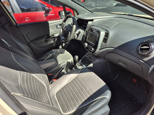 Renault Captur 2.0 Intens 2019