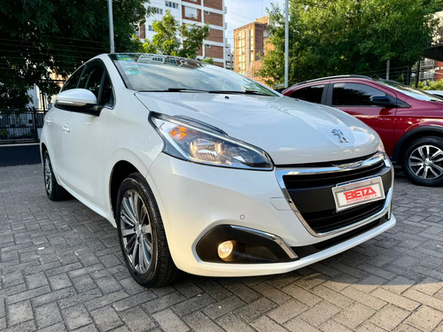 Peugeot 208 1.6 FELINE L16 2018