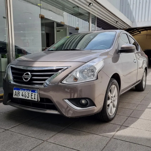 Nissan Versa 1.6 Advance Mt 2017