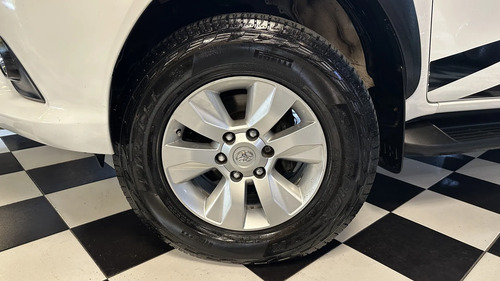 Toyota Hilux Pick-Up 2.8 Cd Srv 177cv 4x4 2016