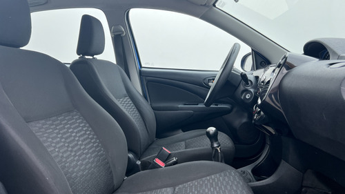 Toyota Etios 1.5 Xs 5 p 2014