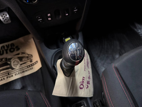 Renault Sandero 2.0 16V RS RACING SPIRIT L17 2017