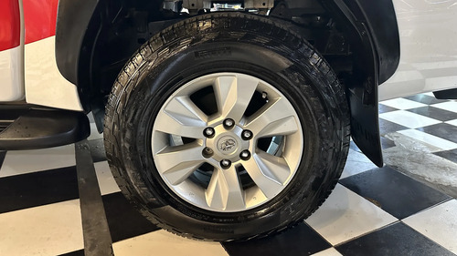 Toyota Hilux Pick-Up 2.8 Cd Srv 177cv 4x4 2016