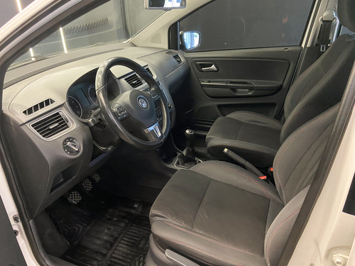 Volkswagen Suran 1.6 Comfortline 101cv Ab 2014