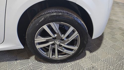 Peugeot 208 1.6l Feline Tiptronic 2022