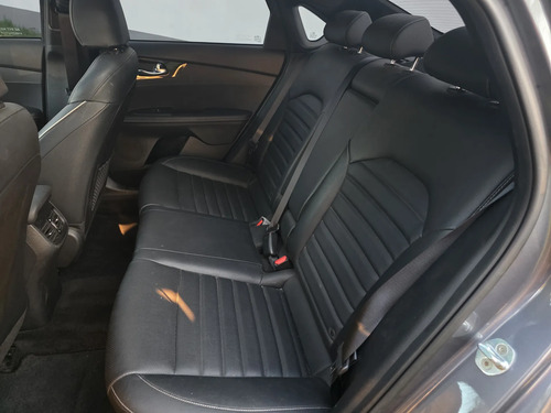 Kia Cerato 2.0 Sx At6 5 p 2021