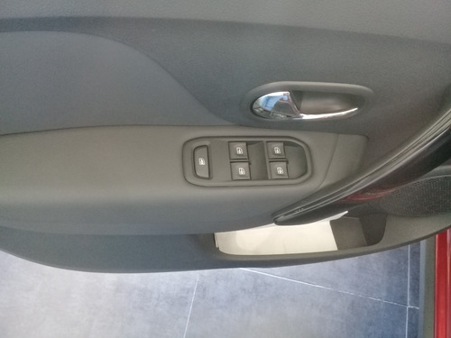 Renault Stepway 1.6 Intens Cvt 2025