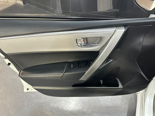 Toyota Corolla 1.8 XEI PACK CVT L14 2015