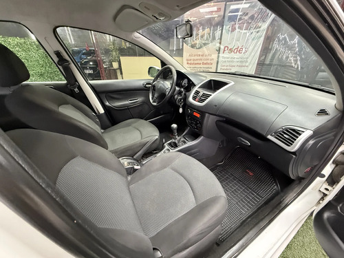 Peugeot 207 1.4 Sedan Allure Hdi 70cv 2013